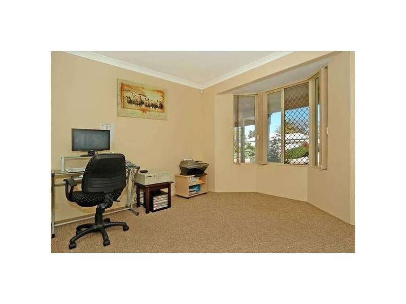 4 Asmus Court, Midvale WA 6056
