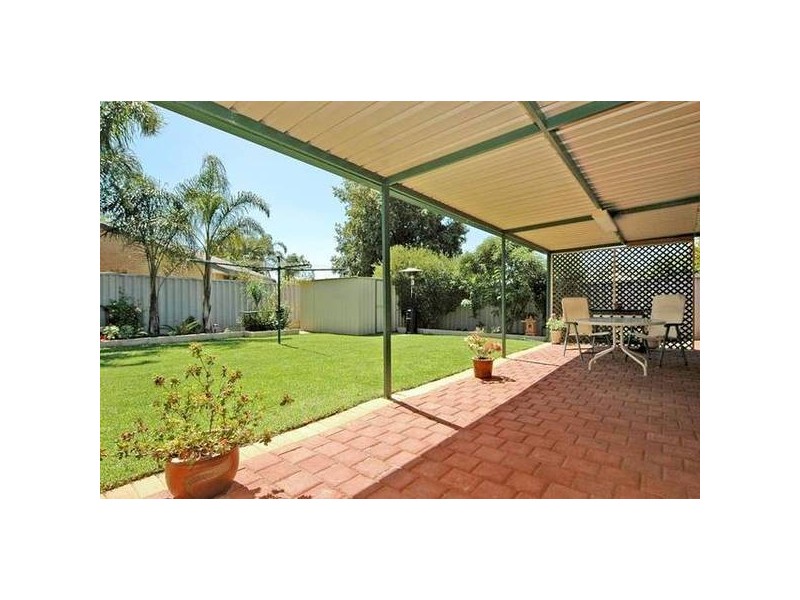 4 Asmus Court, Midvale WA 6056
