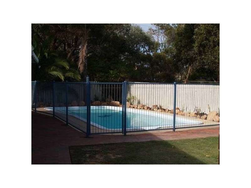 17 Moir Place, Midvale WA 6056