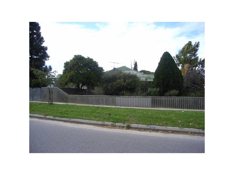 34 Railway Parade, Midland WA 6056