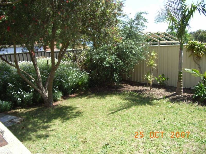 7 Wagoora Way, Koongamia WA 6056