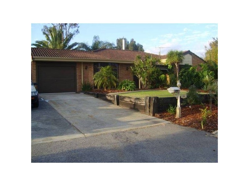 20 Essex Street, Forrestfield WA 6058