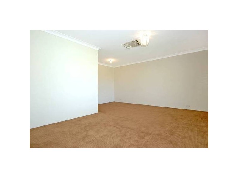 33 Grande Way, Beechboro WA 6063