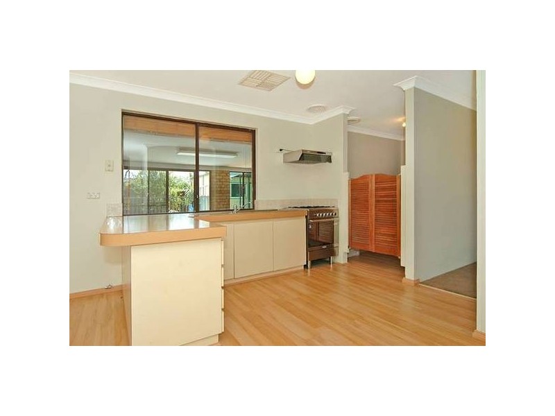 33 Grande Way, Beechboro WA 6063