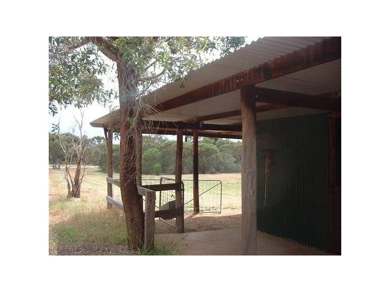 243 Karrak Court, Gidgegannup WA 6083