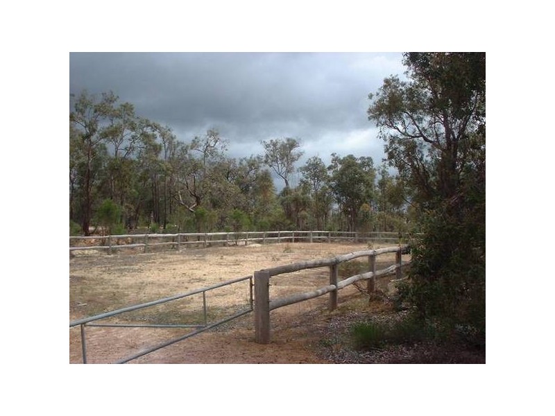 243 Karrak Court, Gidgegannup WA 6083