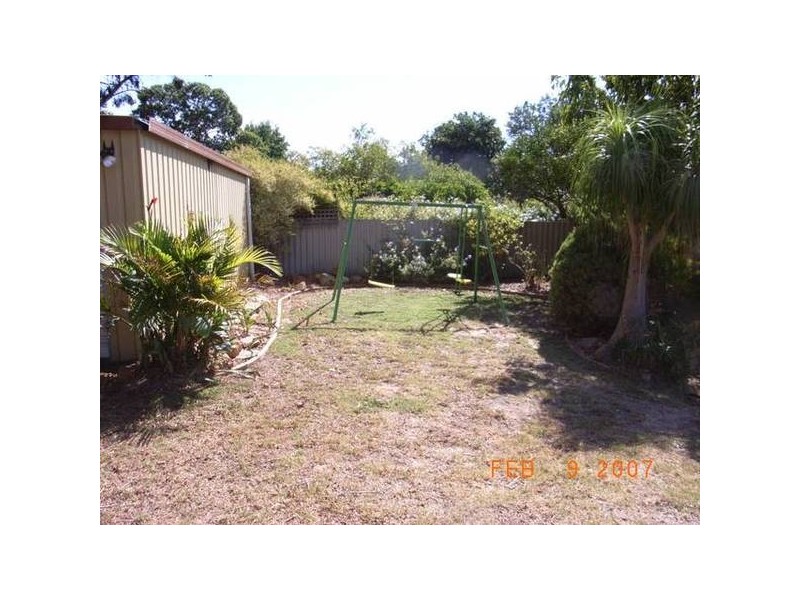 5 Kathleen Close, Maida Vale WA 6057