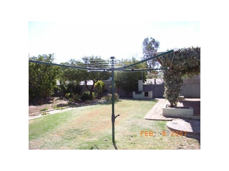 5 Kathleen Close, Maida Vale WA 6057