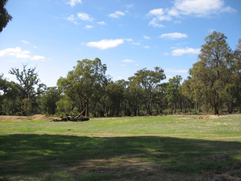 5410 Needham Road, Wooroloo WA 6558