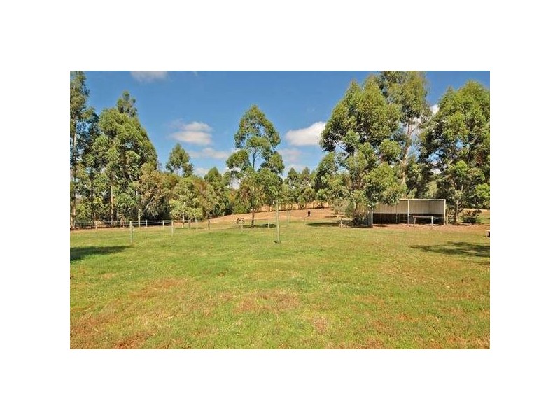 2925 Lilydale Road, Chidlow WA 6556