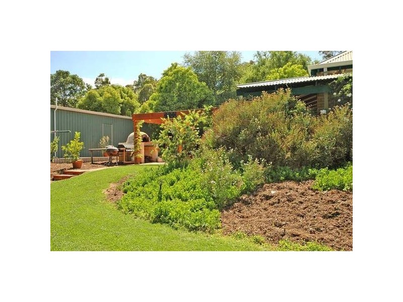 2925 Lilydale Road, Chidlow WA 6556