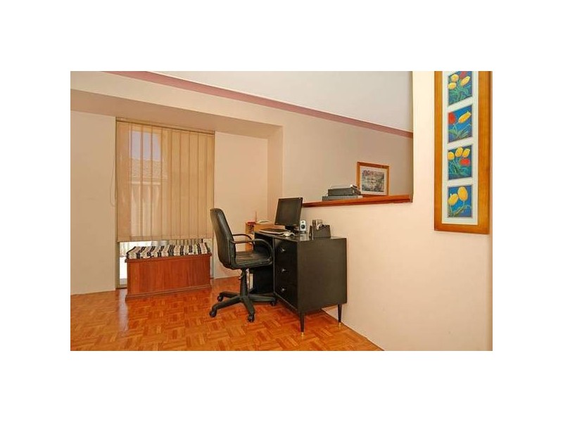 1/68A Weddall Road, Lockridge WA 6054