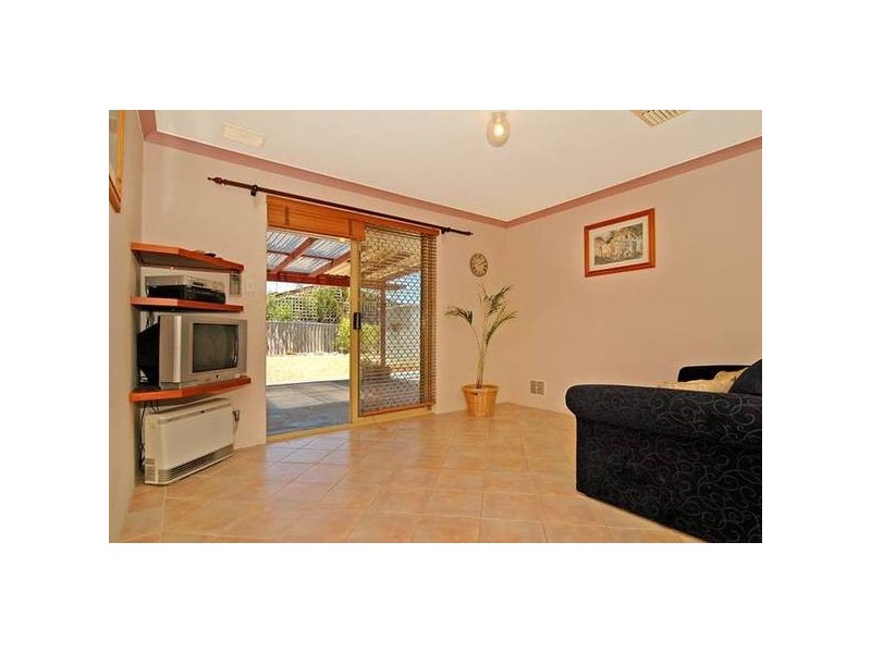 1/68A Weddall Road, Lockridge WA 6054