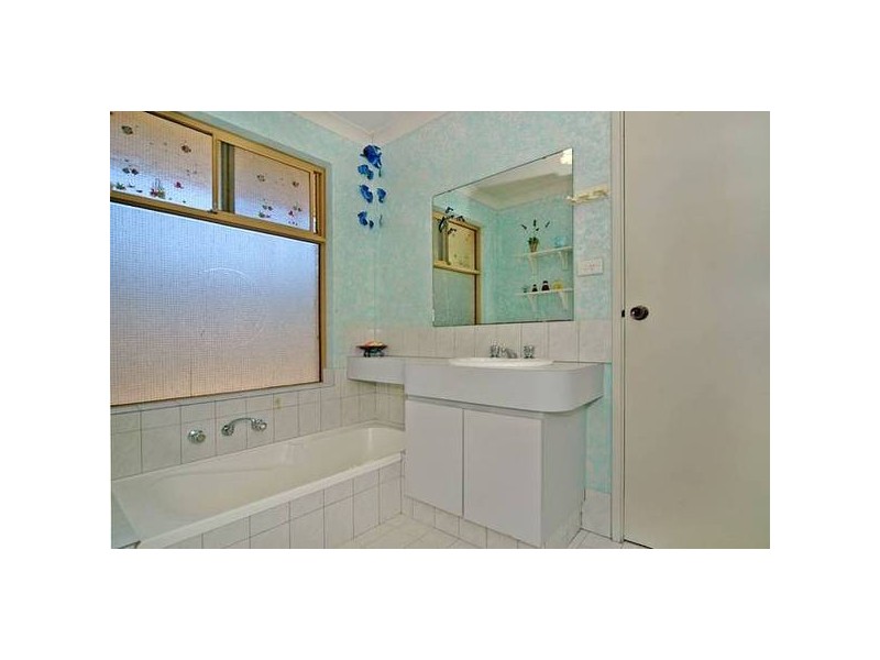 1/68A Weddall Road, Lockridge WA 6054