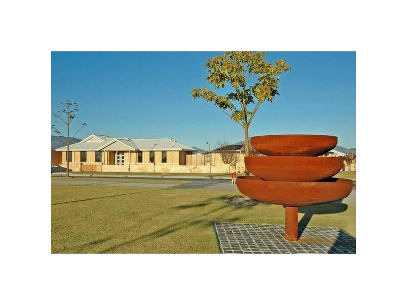 4 Caldervale Avenue, Ellenbrook WA 6069