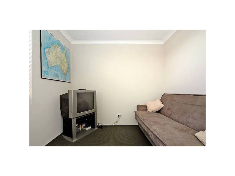 4 Caldervale Avenue, Ellenbrook WA 6069