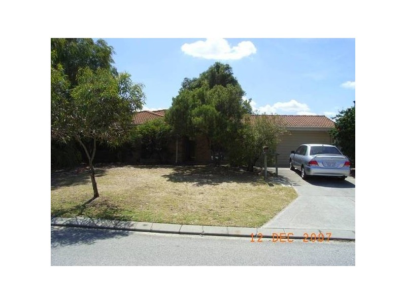 8 Egan Place, Midland WA 6056