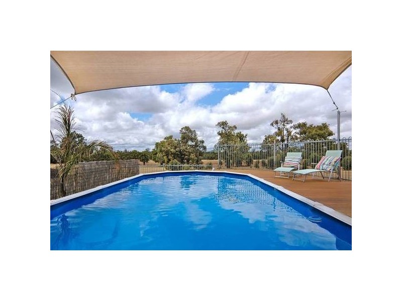 60 Askrigg Road, Gidgegannup WA 6083