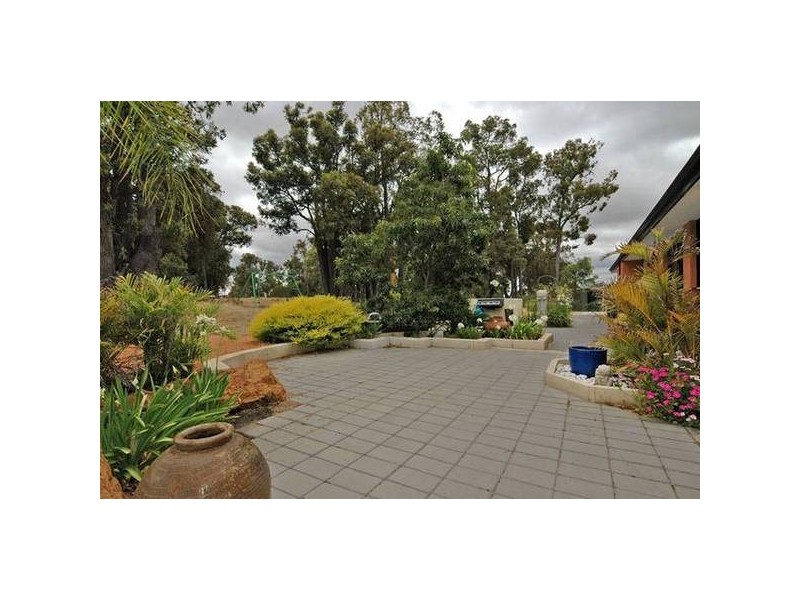 60 Askrigg Road, Gidgegannup WA 6083