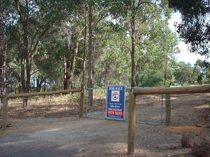 99 Cook Street,, Mount Helena WA 6082