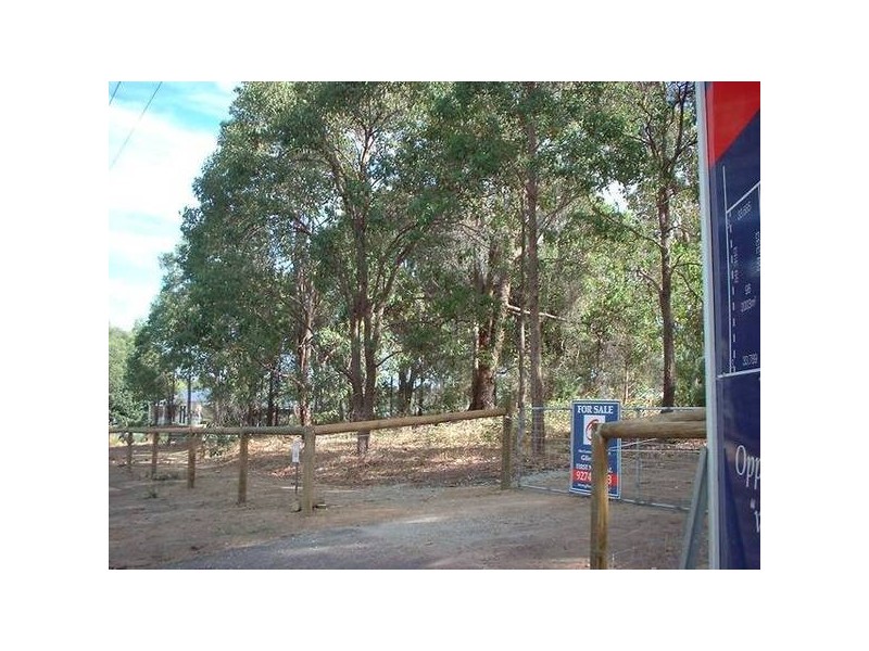 100 Cook Street,, Mount Helena WA 6082