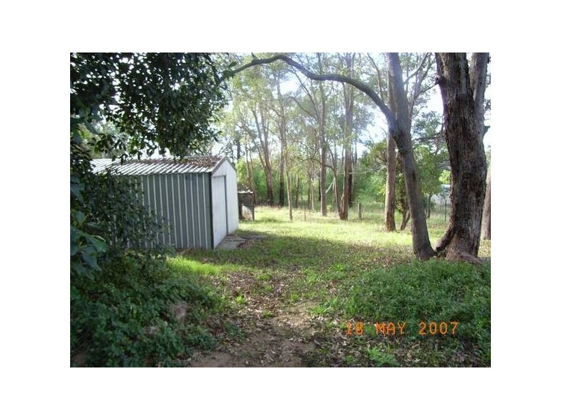 2 Grancey Avenue, Mundaring WA 6073