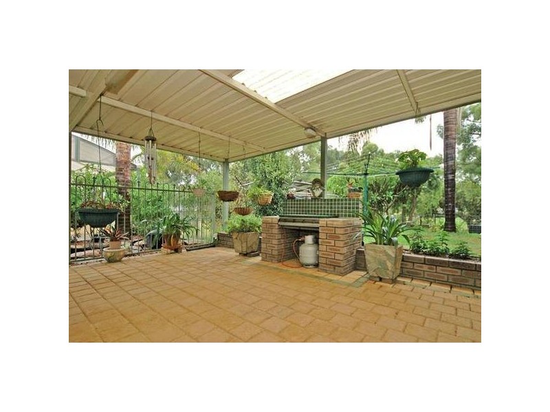 17 Middle Swan Road, West Swan WA 6055