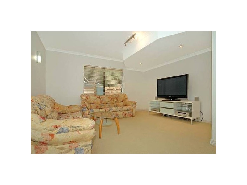 1/161 Huntriss Road, Doubleview WA 6018