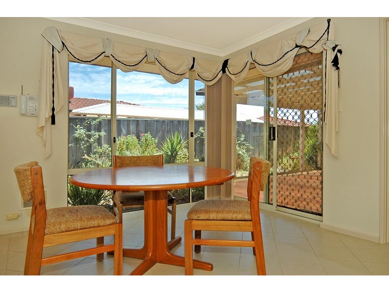 162 Lakeside Drive, Helena Valley WA 6056