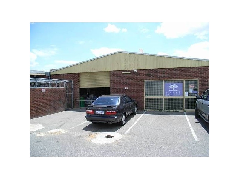 2/18 Runyon Road, Midvale WA 6056