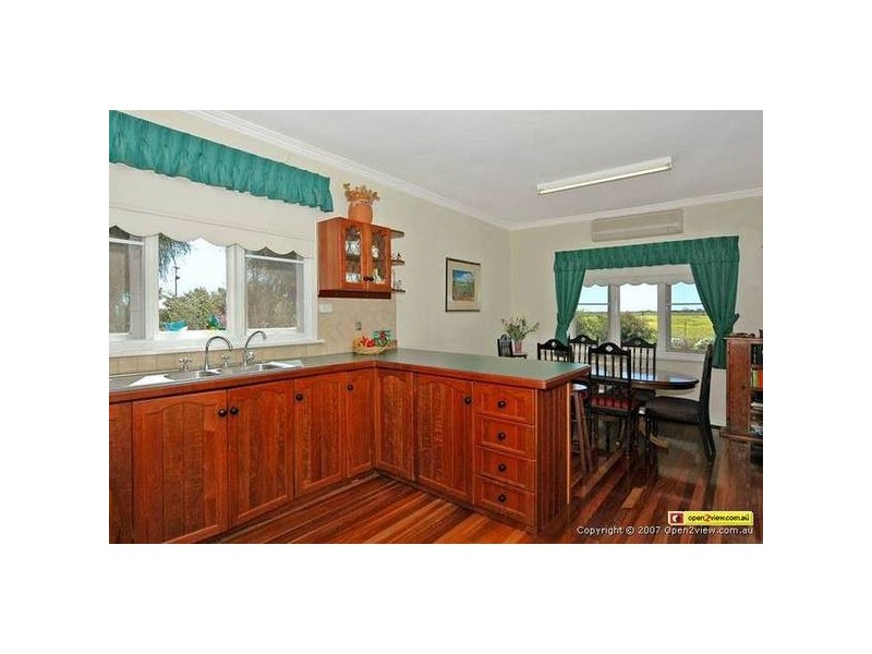 4876 Bindi Bindi – Toodyay Road, Wyening WA 6568