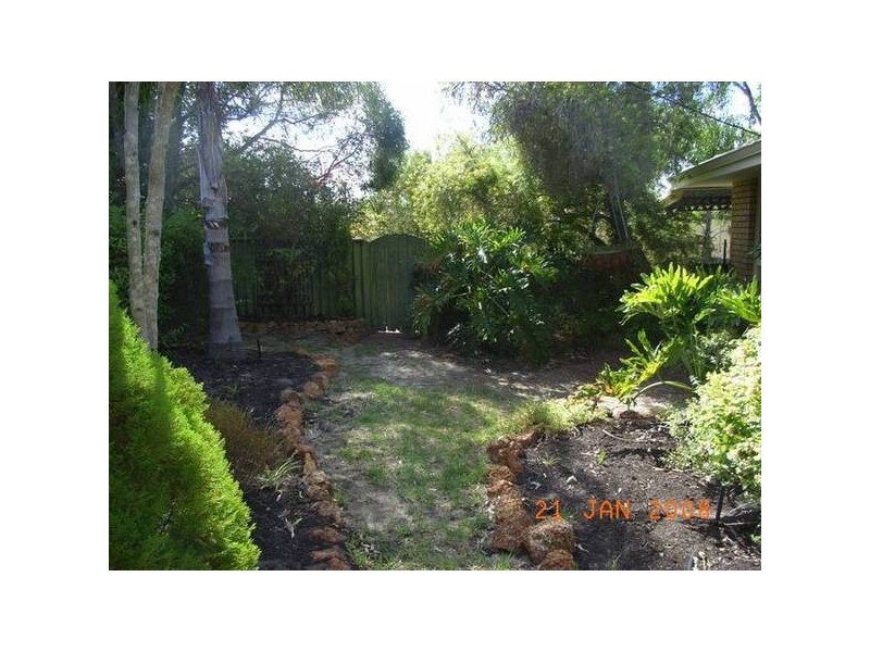 33 Cara Road, Greenmount WA 6056