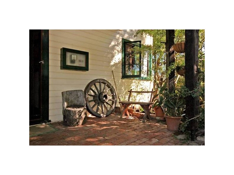 5 Hackett Street, Bellevue WA 6056