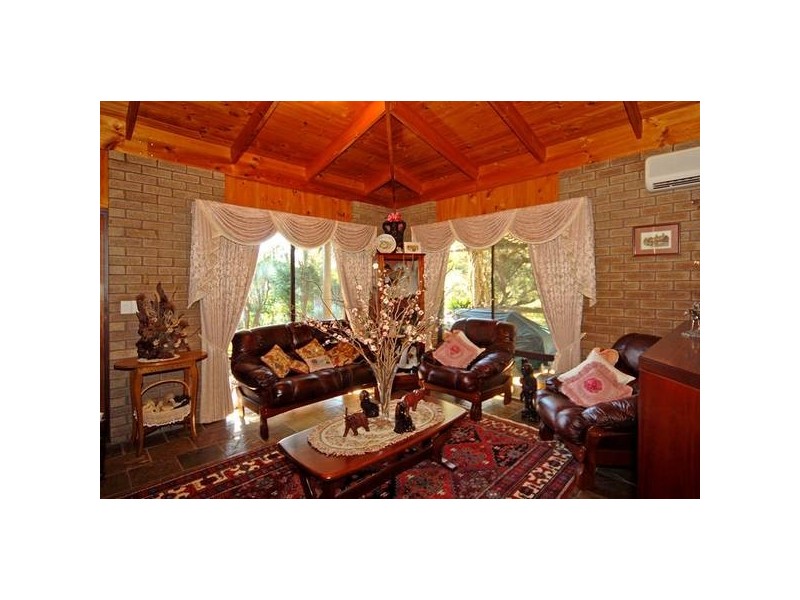 1345 Hidden Valley Road, Parkerville WA 6081