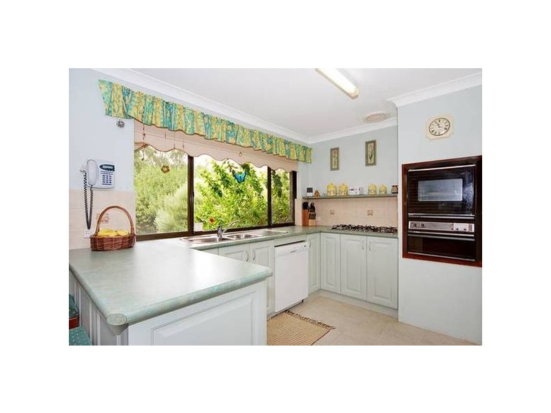 118 Scott Steet, Boya WA 6056