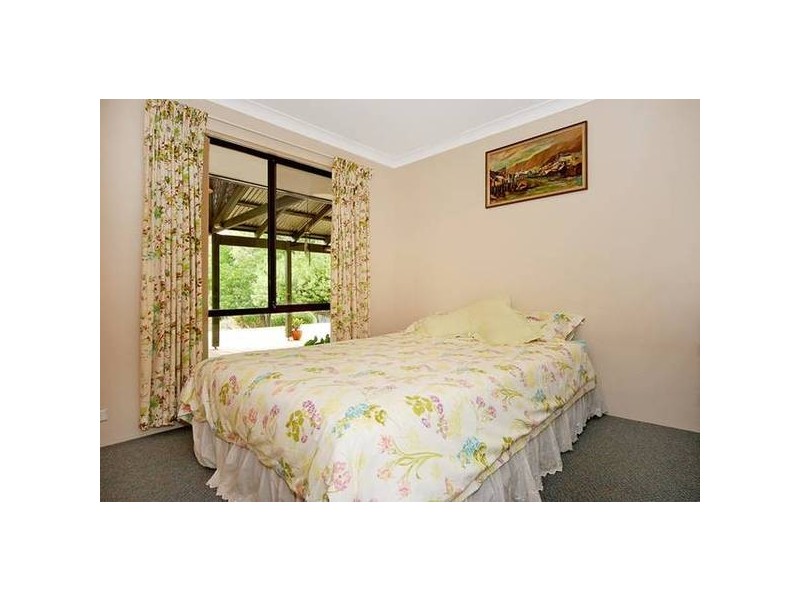 118 Scott Steet, Boya WA 6056