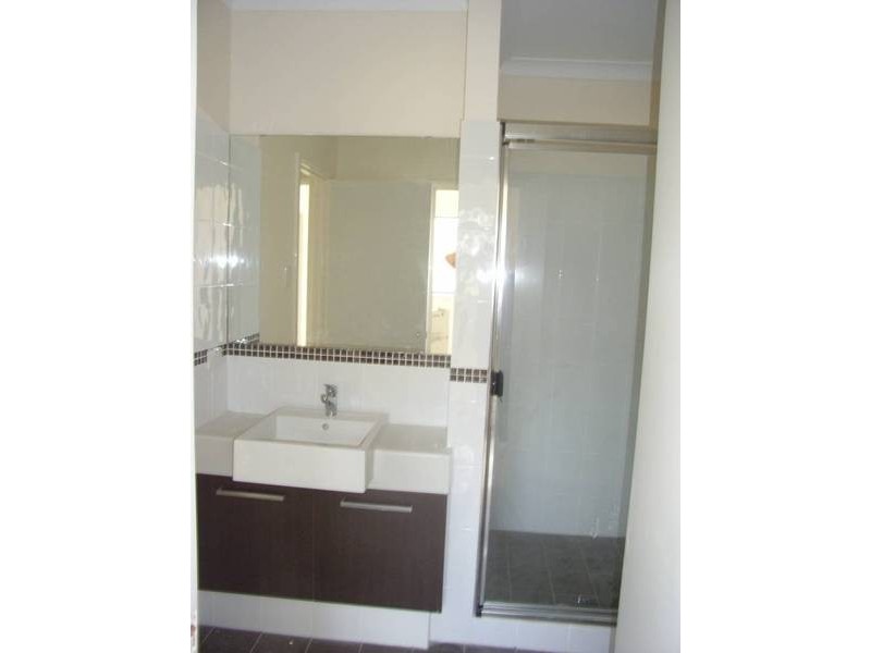 1/36 The Crescent, Midland WA 6056