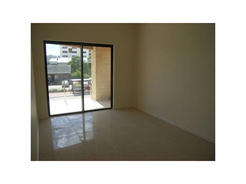 2/36 The Crescent, Midland WA 6056