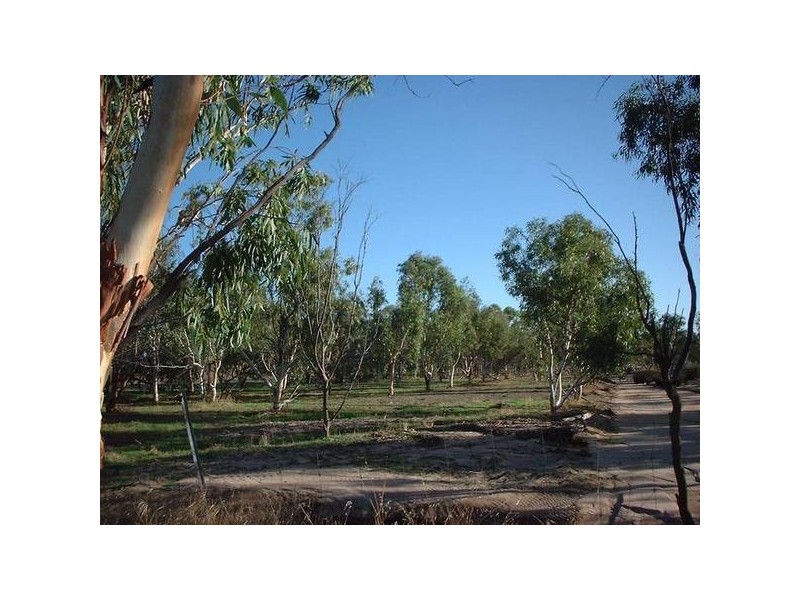 341 Lawrence Road, Northam WA 6401