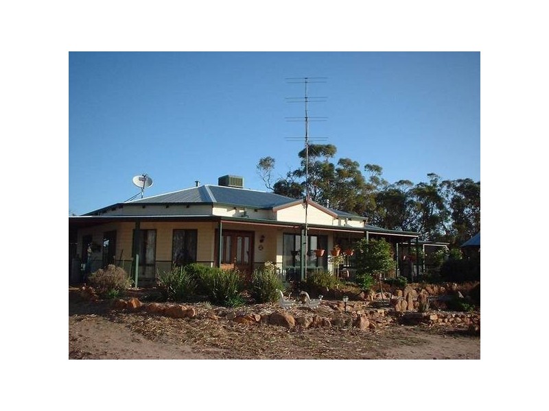 341 Lawrence Road, Northam WA 6401