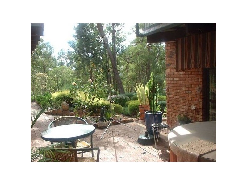 900 Kintore Road, Parkerville WA 6081