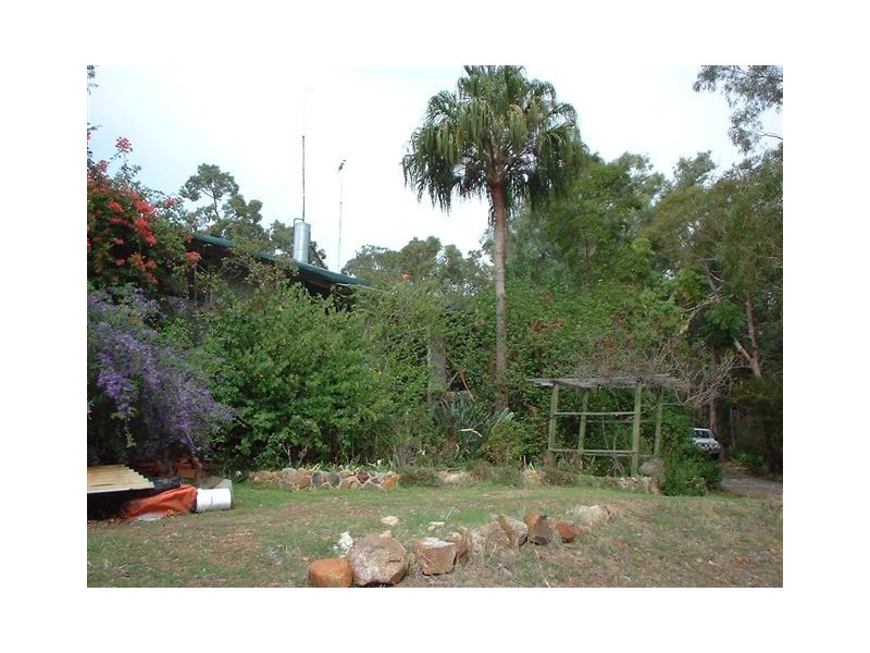 445 Victoria Road, Hovea WA 6071