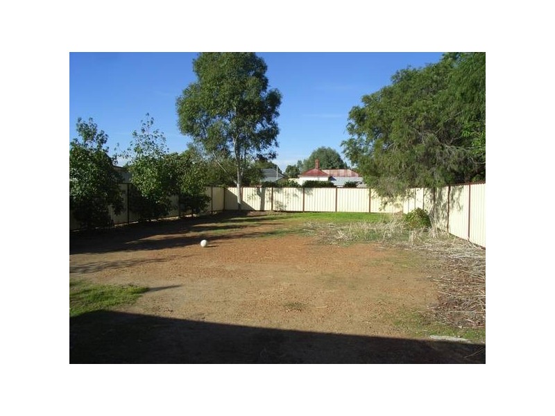 14 Wiliam Street, Midland WA 6056