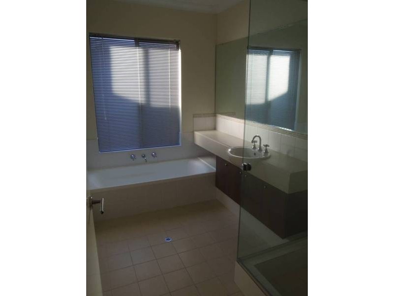 51 Neary Boulevarde, Aveley WA 6069