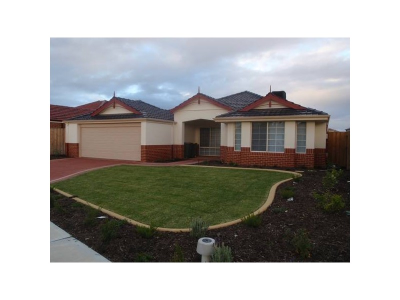 99 Charlottes Vista, Ellenbrook WA 6069