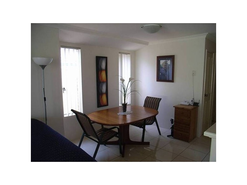 6/39 Loton, Midland WA 6056