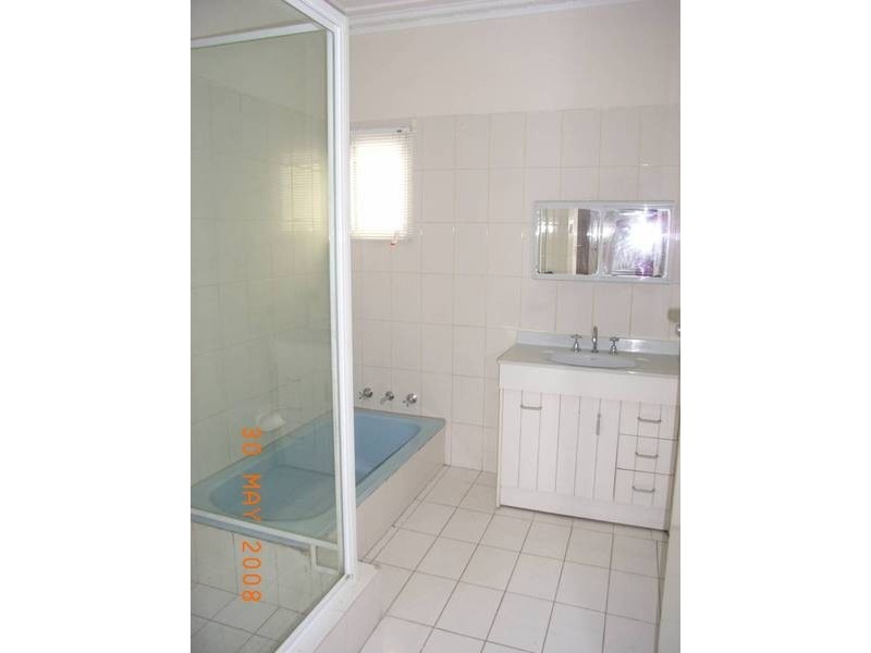 11 Templeman Place, Midland WA 6056