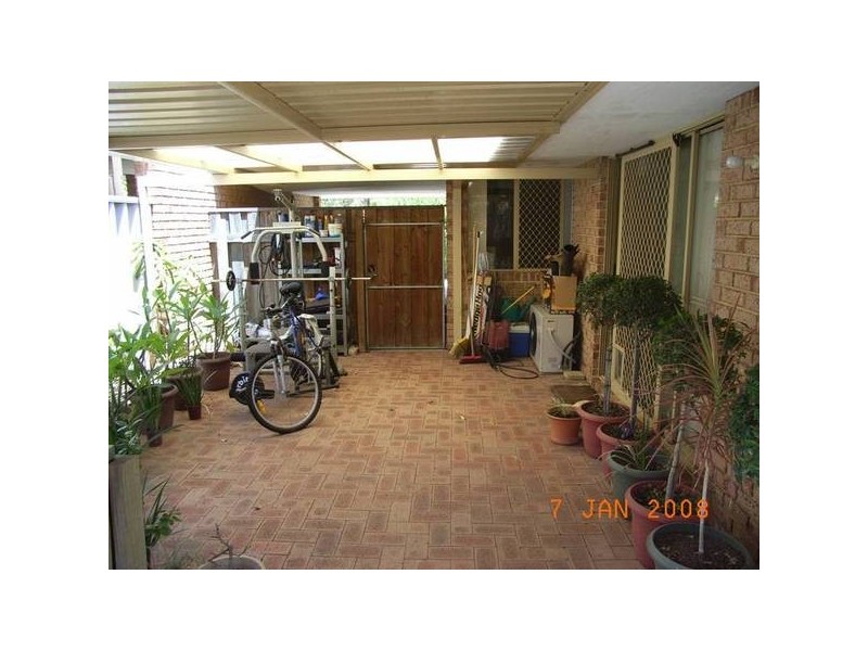 2/8 Turf Court, Greenmount WA 6056