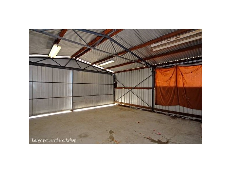 16 McKeon St, Redcliffe WA 6104