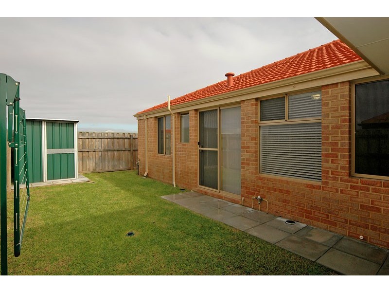 2/43 Birkett Circle, Ellenbrook WA 6069